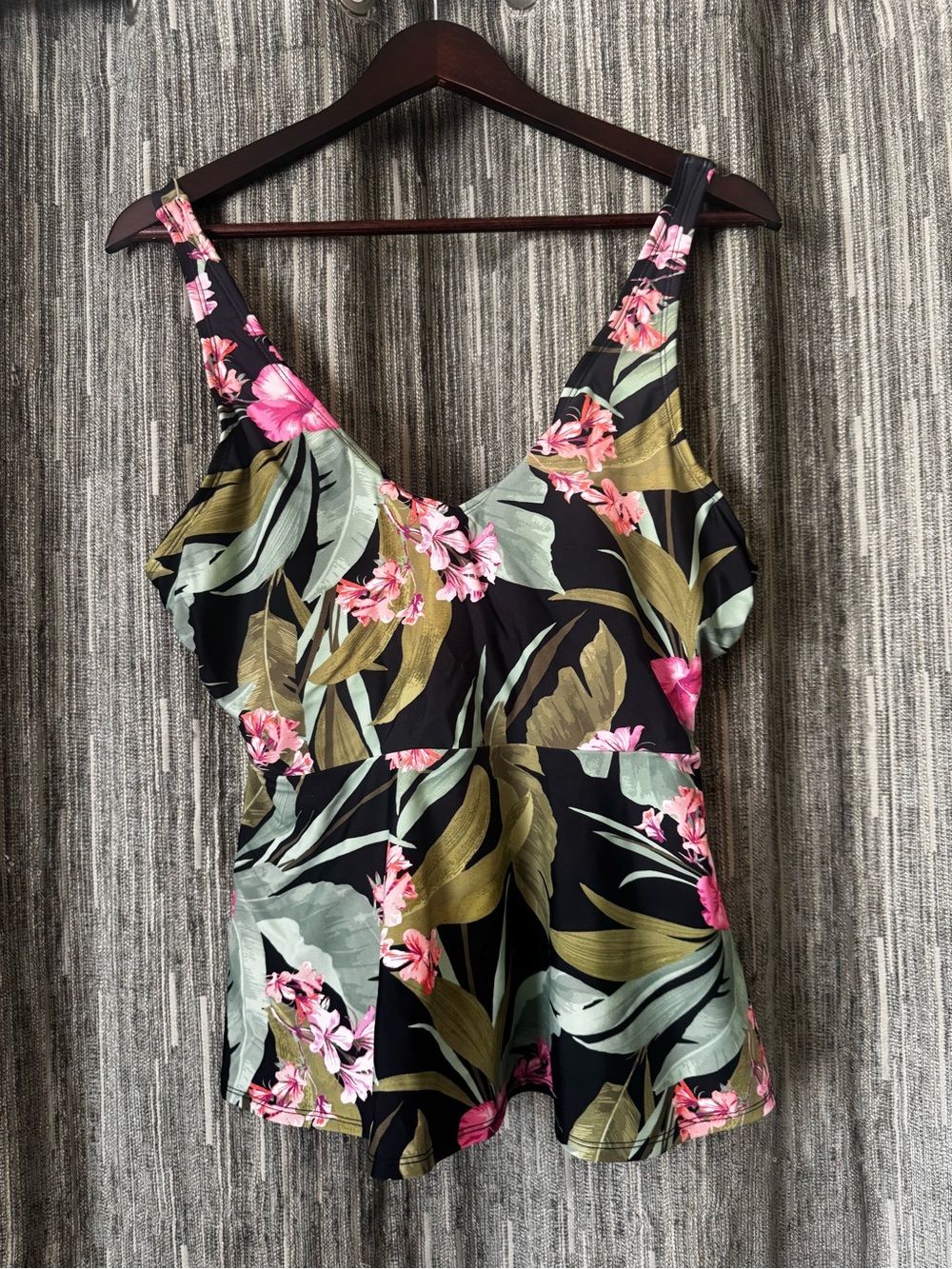 Kona Sol Black Tank Top with Pink Floral & Green Leaf Print